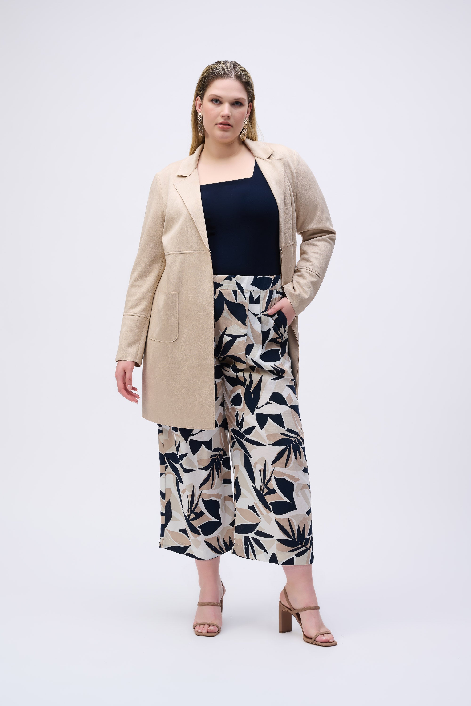 Joseph Ribkoff Floral Cropped Trousers