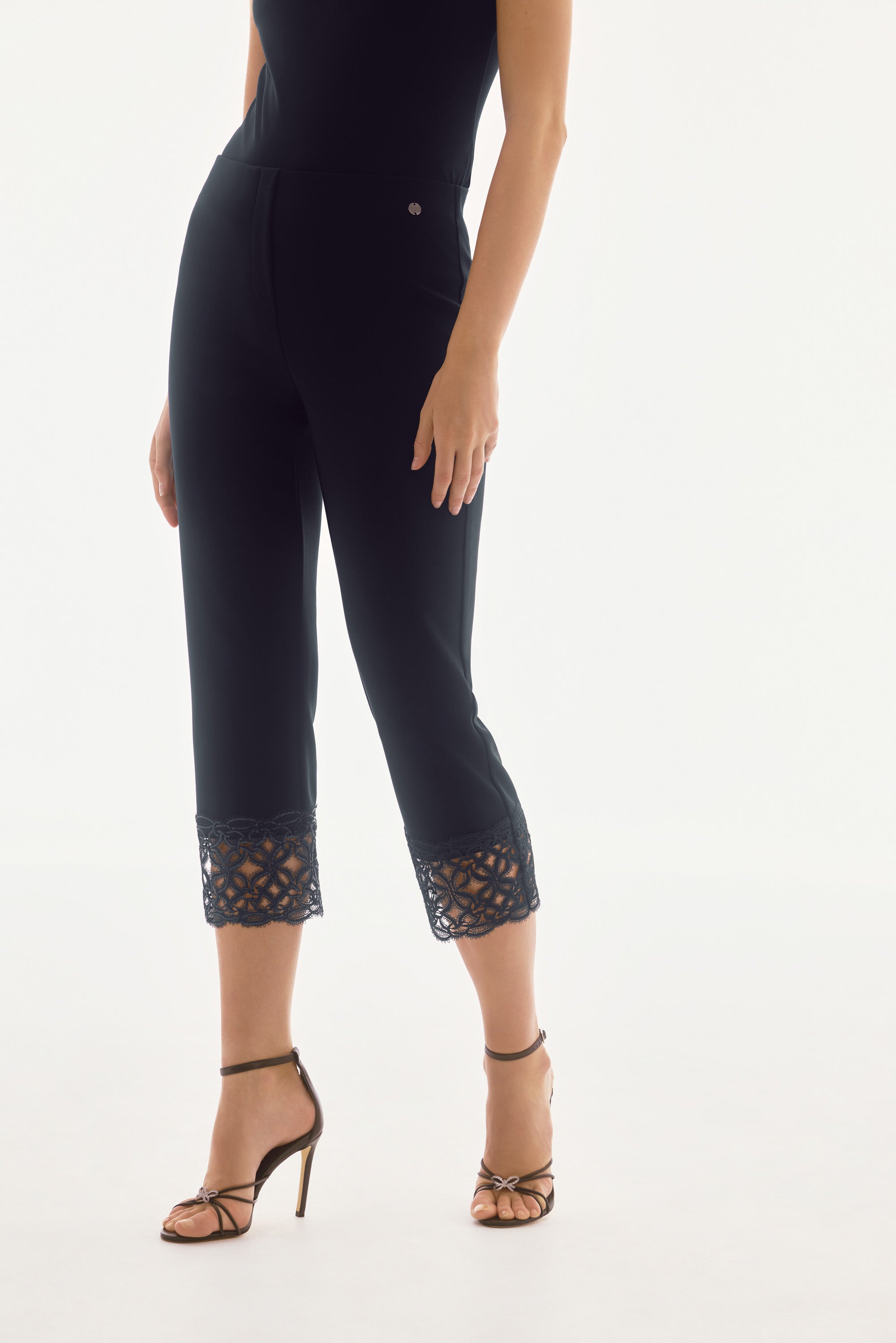 Joseph Ribkoff Slim Cropped Trousers Style