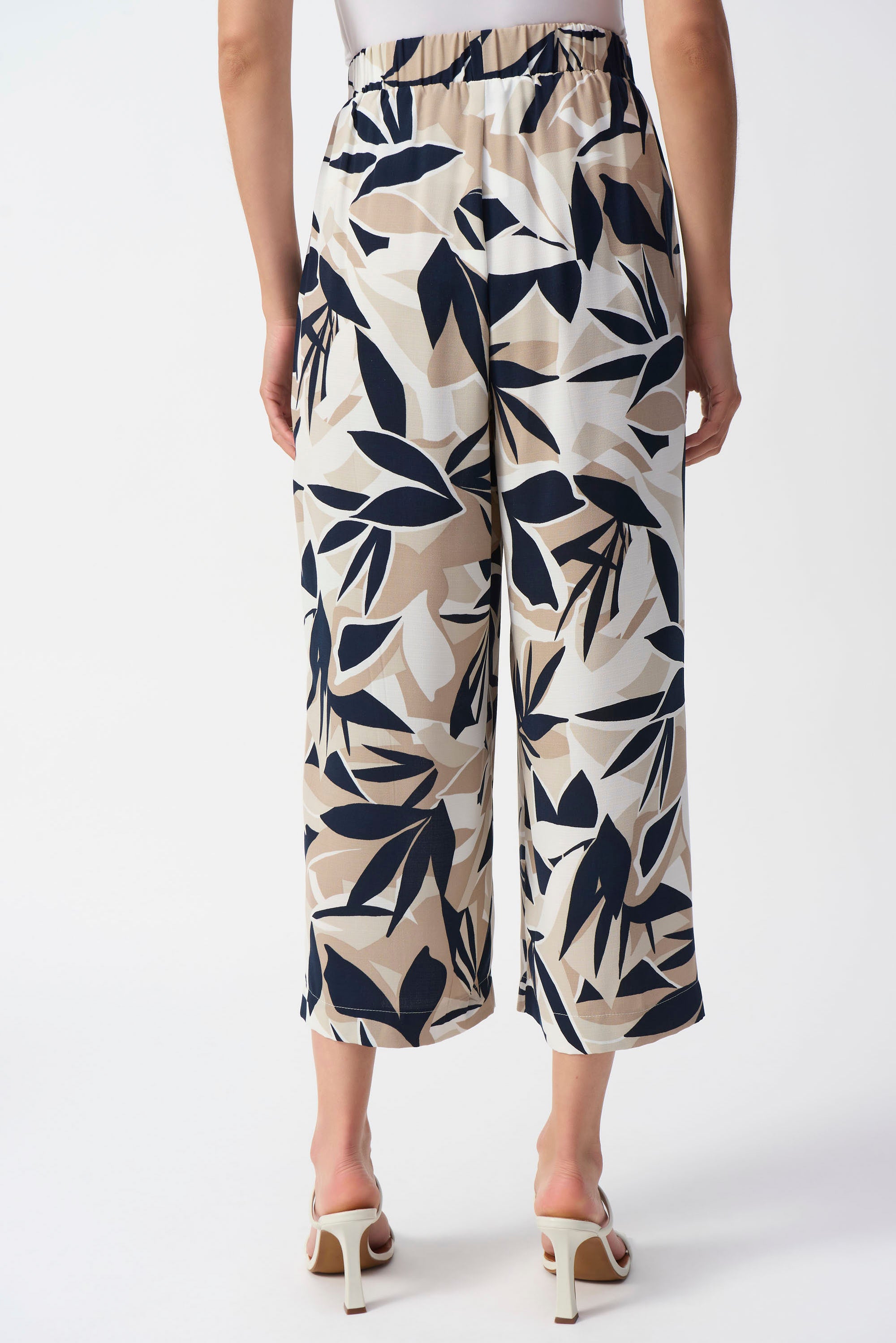 Joseph Ribkoff Floral Cropped Trousers