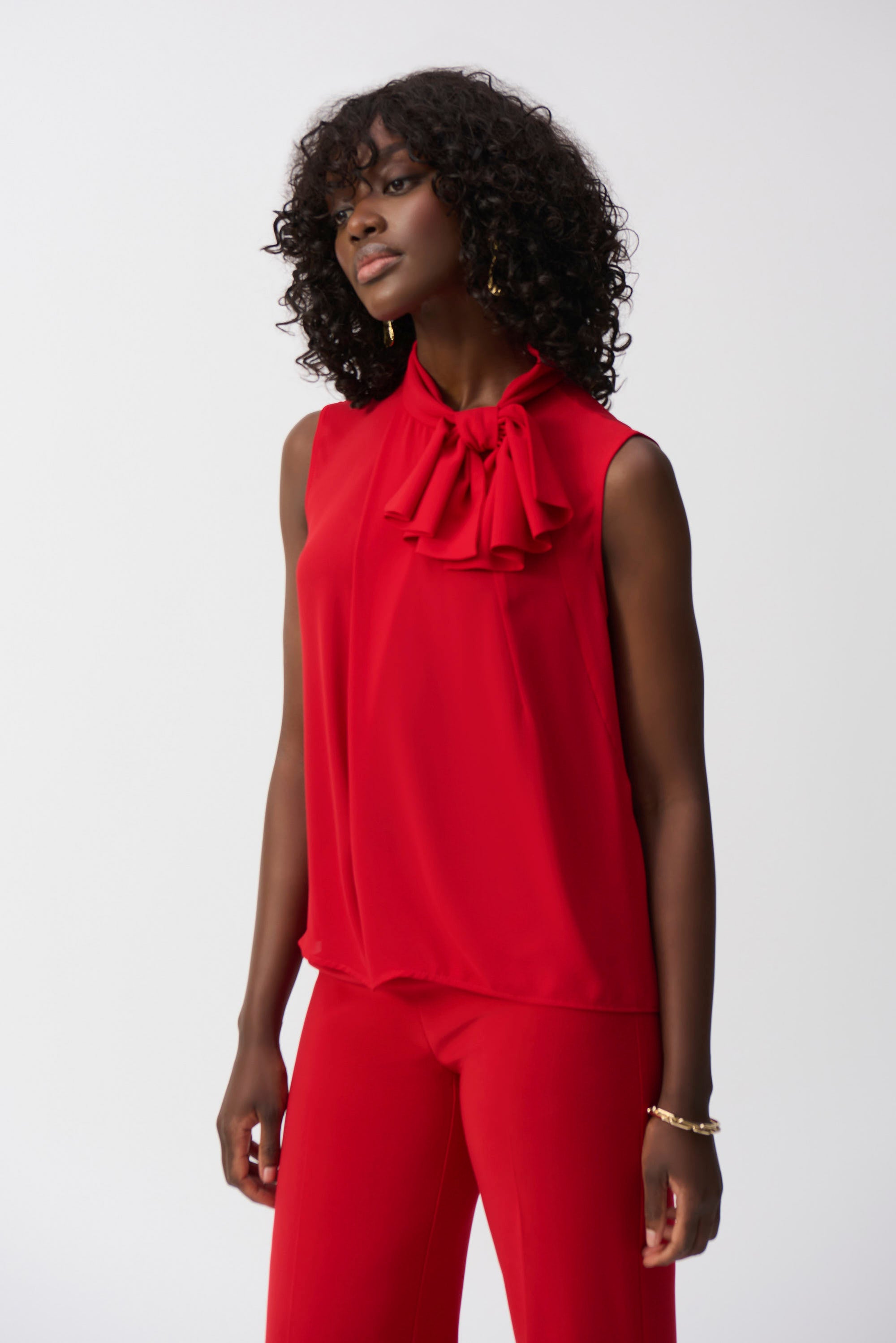 Joseph Ribkoff Chic Sleeveless Pullover Style